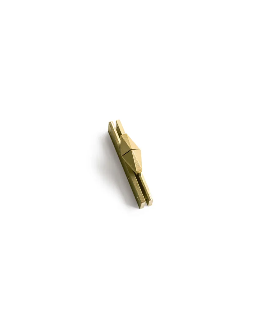 French Hinge